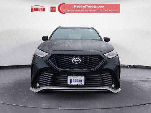 Used 2021 Toyota Highlander XSE image 8