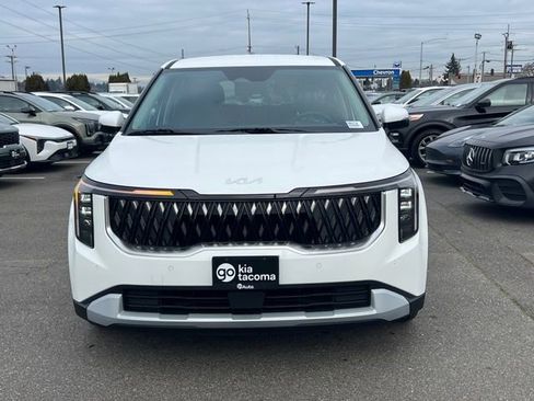 New 2026 Kia Carnival LX FWD image 4