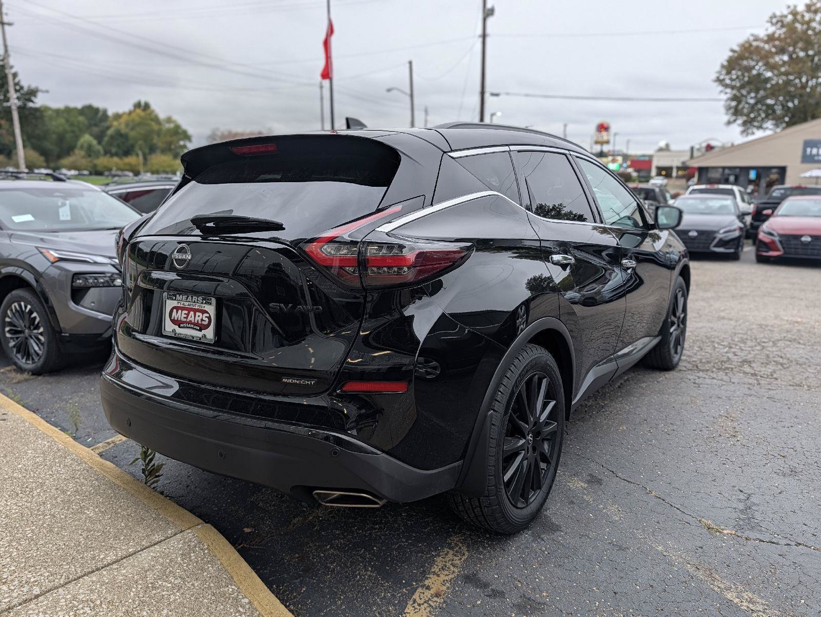Used 2024 Nissan Murano SV w/ SV Midnight Edition Package AWD/4WD image 12