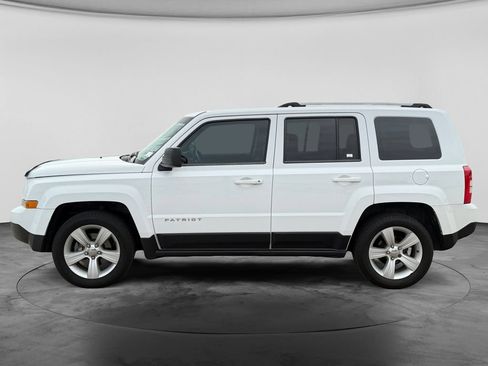 Used 2014 Jeep Patriot Limited FWD image 4