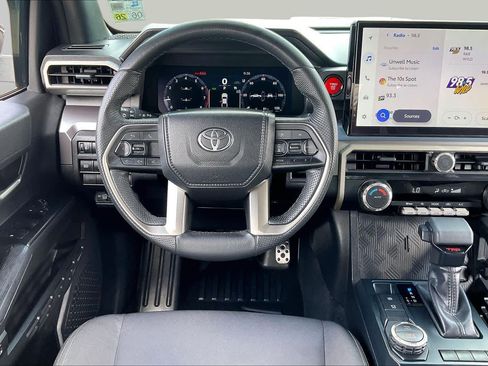 Used 2025 Toyota Tacoma TRD Sport RWD image 6