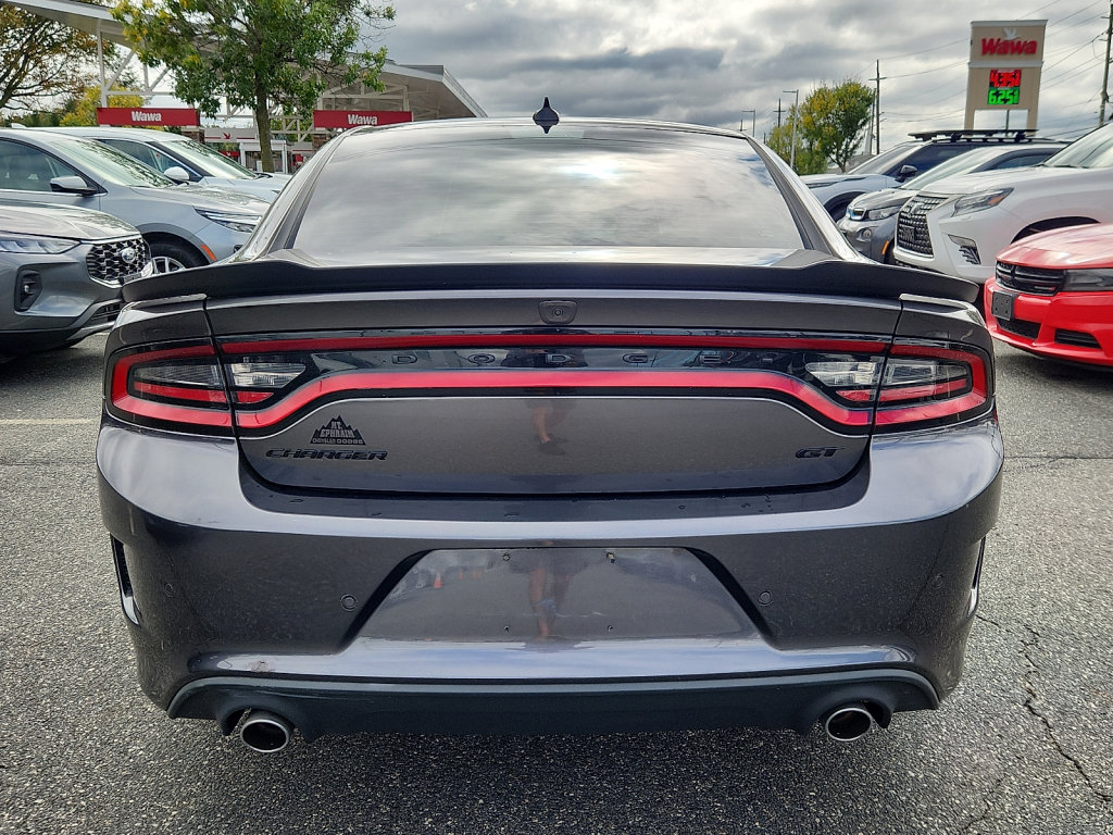 Used 2022 Dodge Charger GT w/ Plus Group RWD image 4