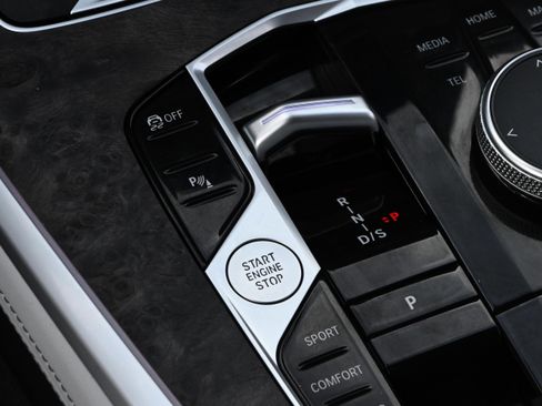 Used 2024 BMW X5 M60i image 18