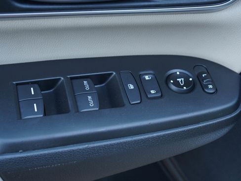 Used 2019 Honda CR-V EX-L image 20