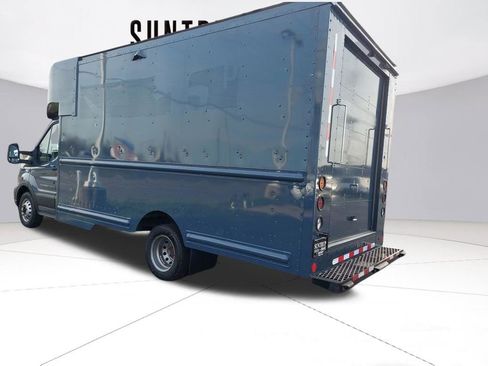 Used 2021 Ford Transit 350 DRW image 3
