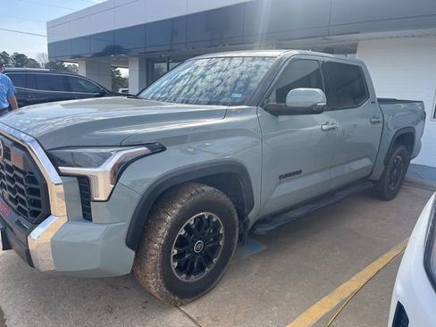 Used 2022 Toyota Tundra SR5 w/ TRD Off-Road Premium Package image 2