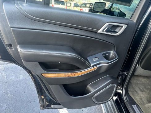 Used 2015 GMC Yukon Denali w/ Touring Package image 14