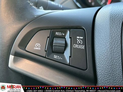 Certified 2022 Chevrolet Trax LT w/ LT Convenience Package image 24