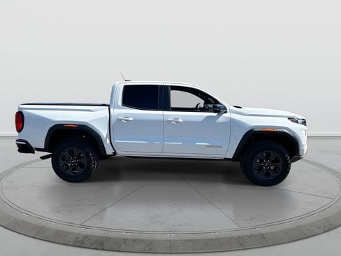 Used 2024 GMC Canyon Elevation RWD image 9