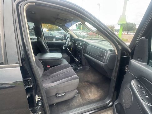 Used 2004 Dodge Ram 1500 Truck SLT image 13