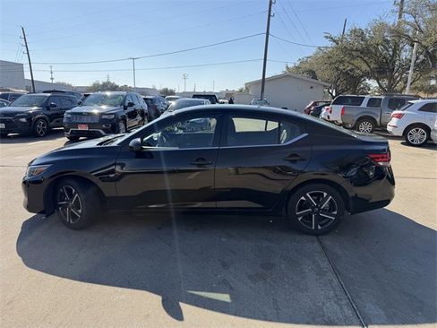Used 2024 Nissan Sentra SV image 8