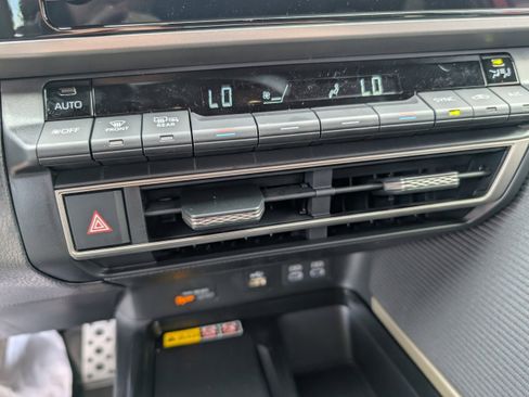 New 2026 Toyota Camry Hybrid image 15