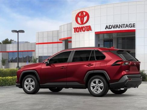 New 2025 Toyota RAV4 XLE image 5