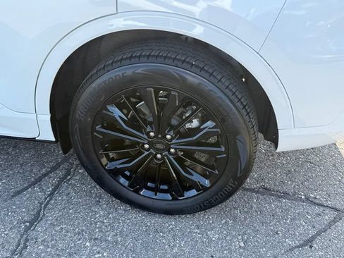 Certified 2024 Ford Escape ST-Line Elite AWD/4WD image 5