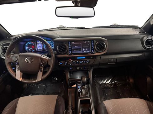 Used 2021 Toyota Tacoma TRD Sport image 13