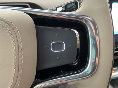 Used 2024 Lincoln Nautilus Premier w/ Equipment Group 102A image 24