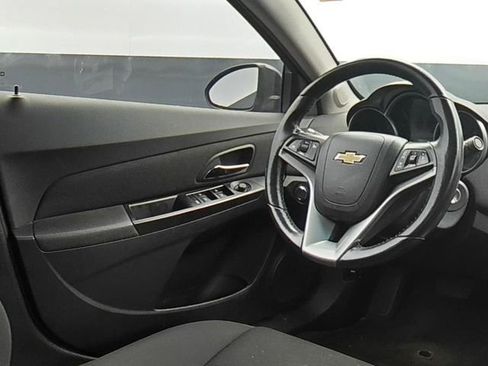Used 2013 Chevrolet Cruze LT FWD image 16