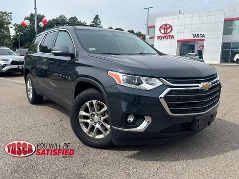 Used 2020 Chevrolet Traverse LT AWD/4WD image 1