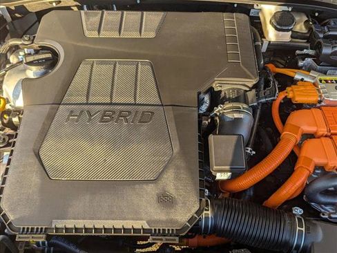 Certified 2025 Hyundai Elantra Limited image 22