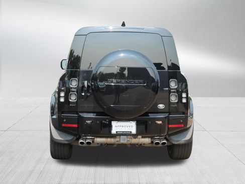 Certified 2023 Land Rover Defender 110 V8 AWD/4WD image 4
