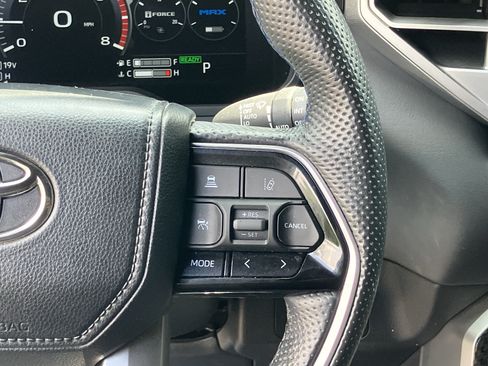 Used 2024 Toyota Sequoia Platinum AWD/4WD image 22