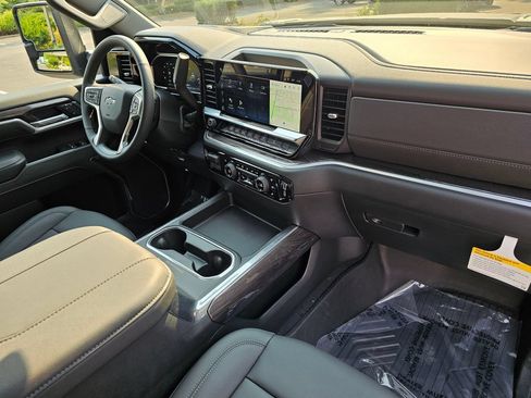 New 2026 Chevrolet Silverado 3500 LTZ w/ LTZ Plus Package AWD/4WD image 10
