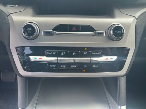 Used 2023 Ford Explorer XLT w/ Equipment Group 202A image 16