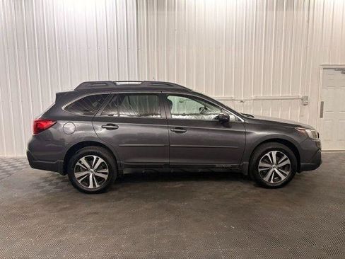 Used 2018 Subaru Outback 2.5i Limited AWD/4WD image 24