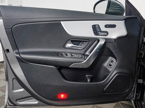Certified 2022 Mercedes-Benz CLA 250 image 19