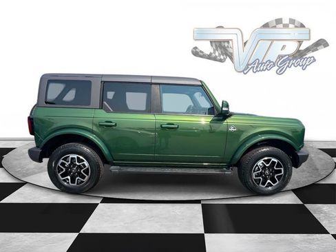 Used 2023 Ford Bronco Outer Banks AWD/4WD image 5