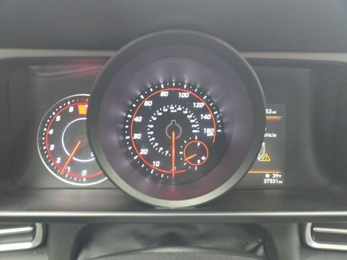 Used 2022 Hyundai Elantra SEL image 12