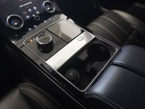 Used 2020 Land Rover Range Rover Velar S image 14