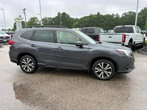 Used 2023 Subaru Forester Limited AWD/4WD image 2