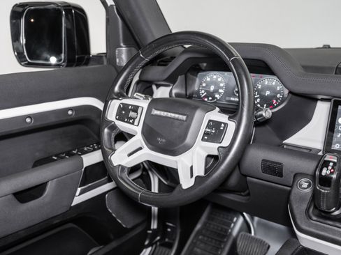 Used 2022 Land Rover Defender 110 X-Dynamic SE image 37