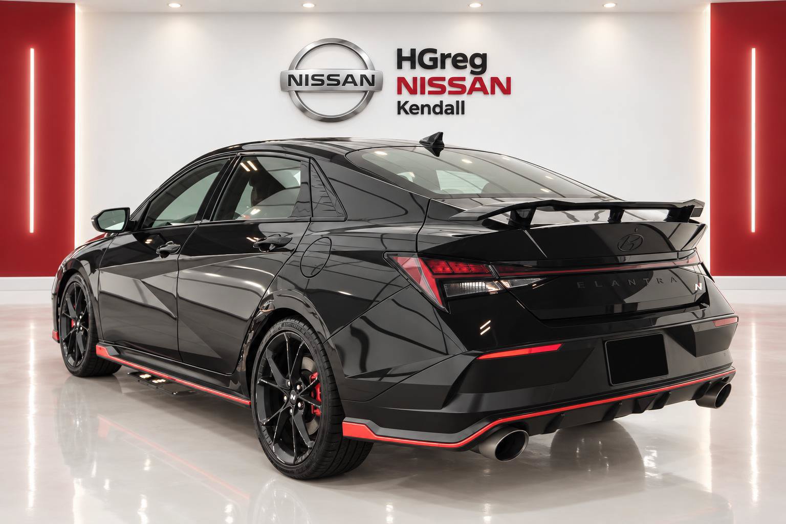 Used 2025 Hyundai Elantra N FWD image 2