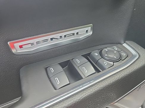 Certified 2023 GMC Sierra 1500 Denali w/ Technology Package AWD/4WD image 13