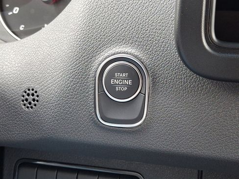 Used 2024 Mercedes-Benz Sprinter 2500 image 24