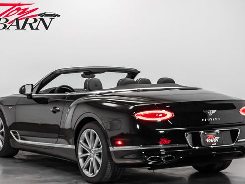 Used 2020 Bentley Continental GT AWD/4WD image 3