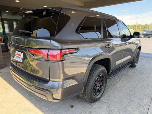 Used 2024 Toyota Sequoia TRD Pro AWD/4WD image 7