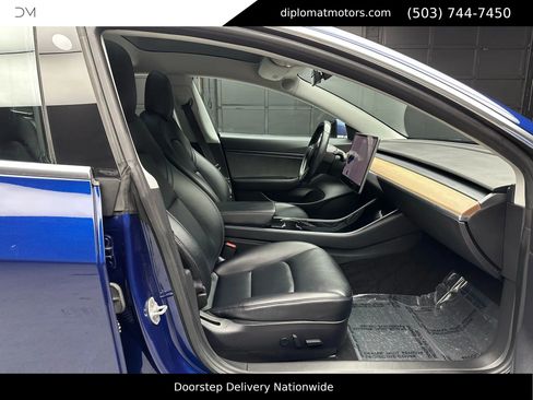 Used 2018 Tesla Model 3 Long Range image 20