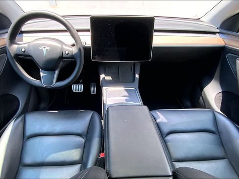 Used 2023 Tesla Model Y Performance AWD/4WD image 11