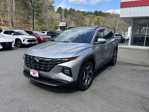 Used 2023 Hyundai Tucson Limited w/ Winter Package AWD/4WD image 4