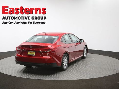 Used 2025 Toyota Camry LE FWD image 39