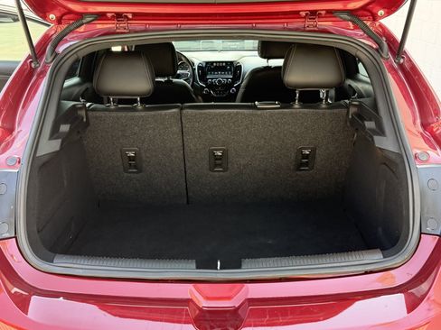 Used 2017 Chevrolet Cruze Premier FWD image 28