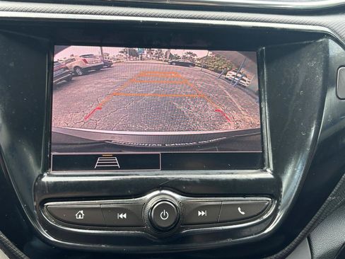 Used 2021 Chevrolet TrailBlazer LT FWD image 16