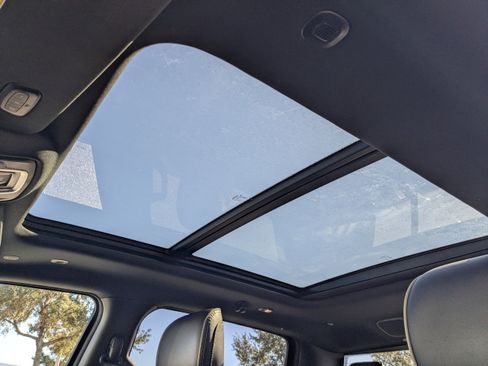 Certified 2023 RAM 1500 Laramie image 19