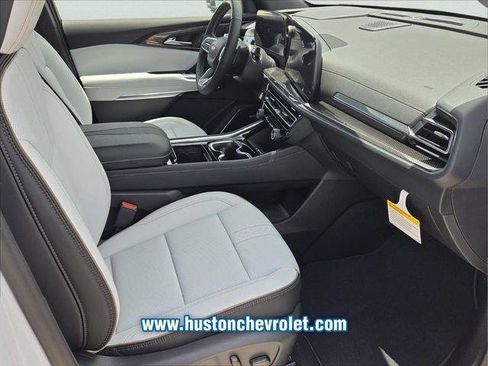 New 2026 Chevrolet Traverse High Country FWD image 20