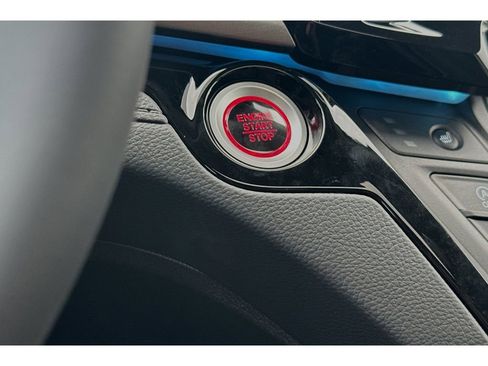 New 2025 Honda Odyssey Touring image 29