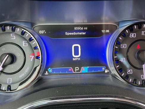 Used 2016 Chrysler 200 S FWD image 20