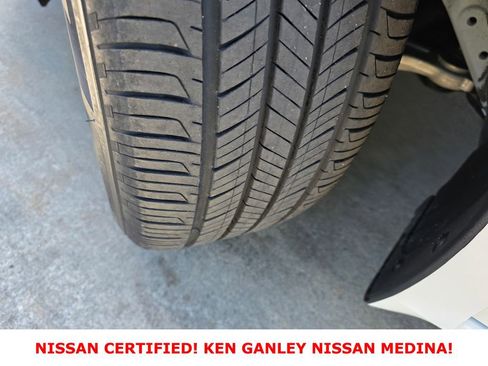 Certified 2025 Nissan Altima 2.5 S FWD image 19
